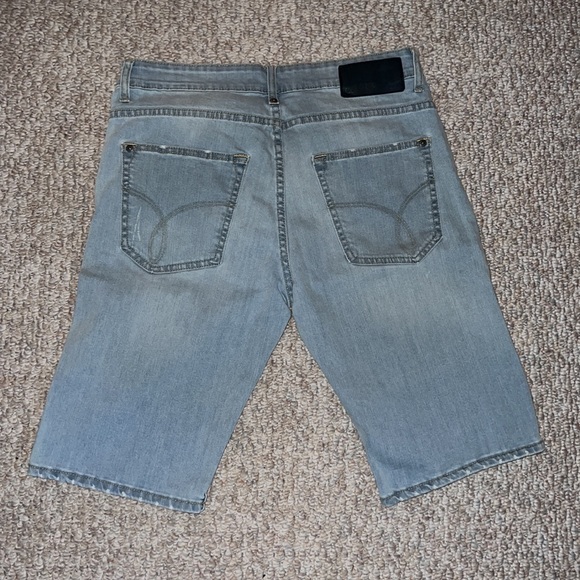 Calvin Klein Jeans Shorts - Picture 2 of 2